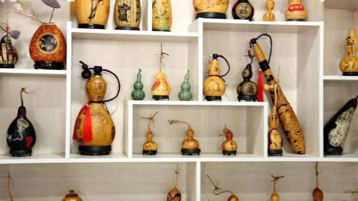 烙畫(huà)葫蘆 指尖上的火藝，傳承千年的收藏雅趣